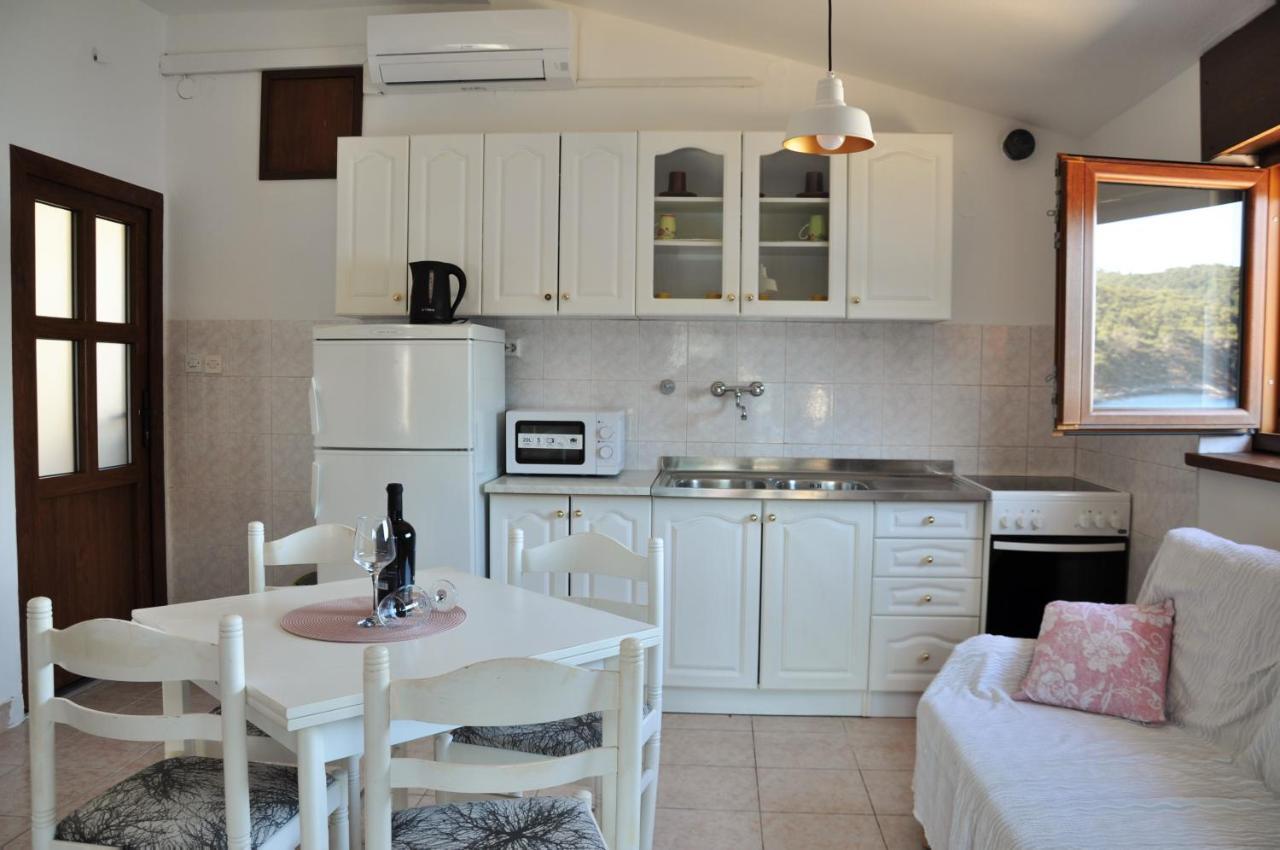 Romantic Boxavia Božava Екстериор снимка